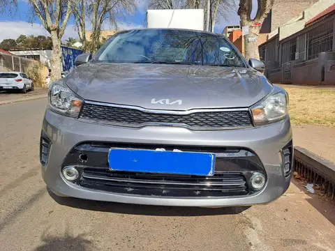 Kia Pegas EX