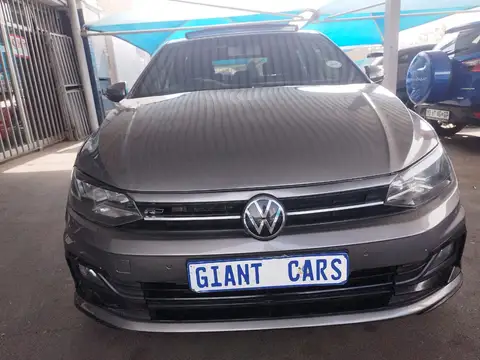 Volkswagen Polo 8 TSi Rline