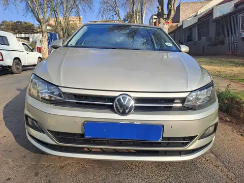 Volkswagen Polo Tsi 1.0 Comfortline 