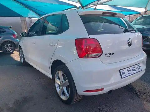 Volkswagen Polo Vivo 1.4 HATCH BACK