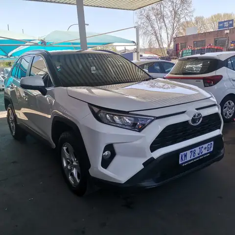 Toyota Rav4 2 0
