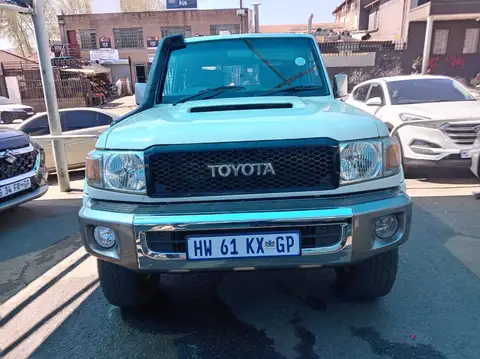 Toyota Land Cruiser 4.5 double cab 