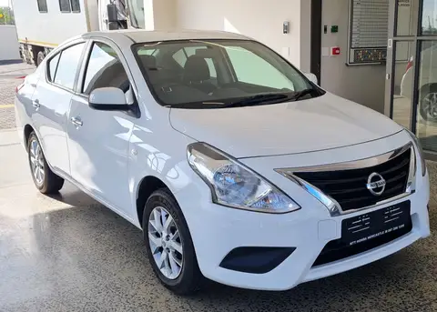 Nissan Almera 1.5 ACENTA