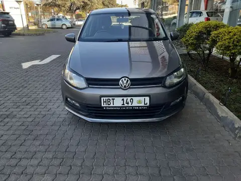 Volkswagen Polo Vivo 1.6 HIGHLINE