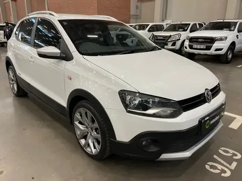 Volkswagen Polo Vivo 1.6 MAXX (5DR)