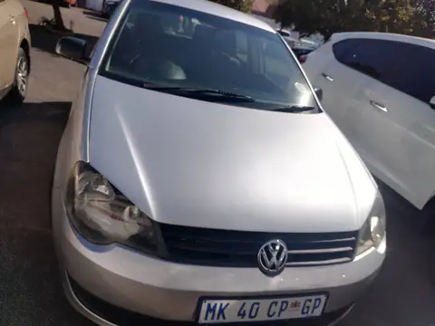 Volkswagen Polo Vivo Blueline