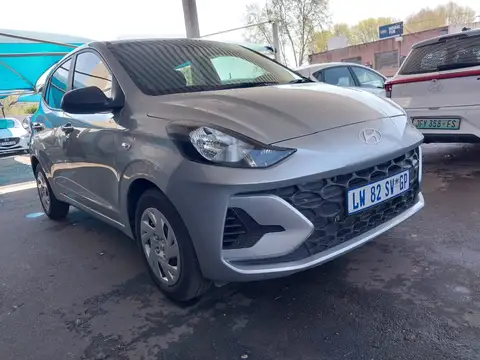 Hyundai i10 1.0 GRAND