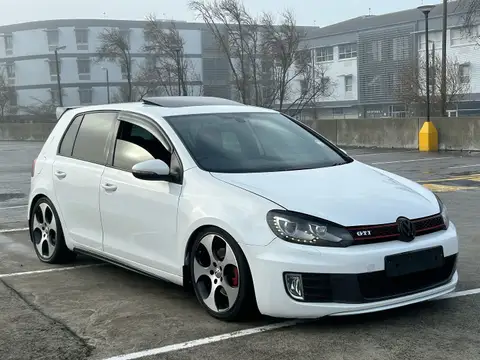 Volkswagen Golf  2.0 GTI DSG 