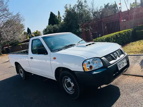 Nissan NP300 Hardbody 2.5 D-4D