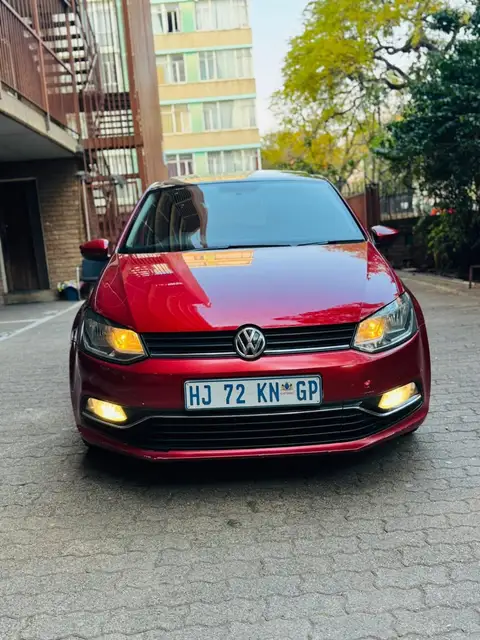 Volkswagen Polo 1.2 TSI HIGHLINE DSG 