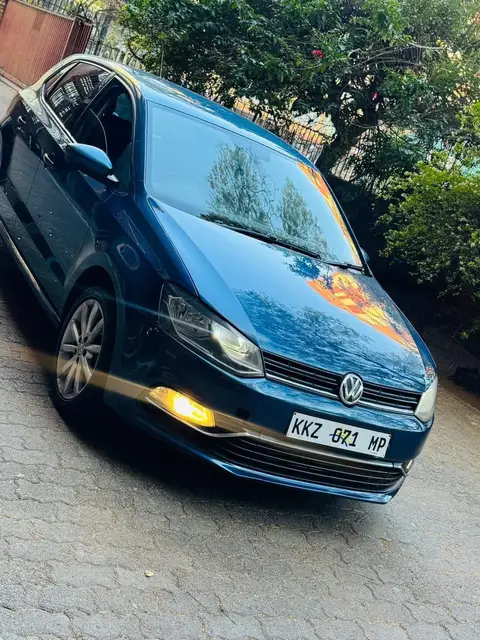 Volkswagen Polo 1.2 TSI HIGHLINE DSG