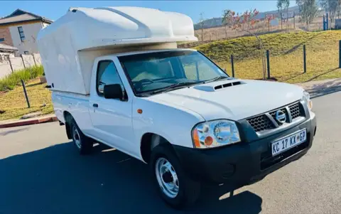 Nissan NP300 Hardbody 2.5