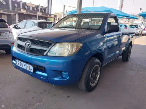 Toyota Hilux Single Cab VVTi S A/C 2.7