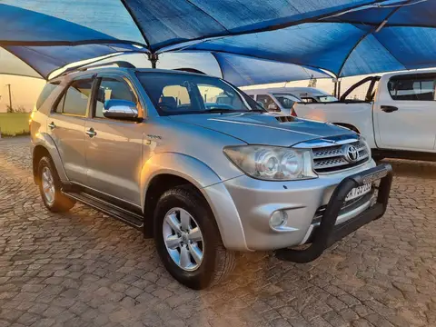 Toyota Fortuner 3.0 D-4D Raised Body 