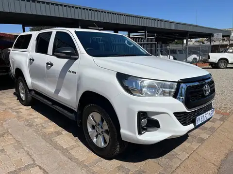 Toyota Hilux 2.8GD-6 Double Cab 4x4 Legend 