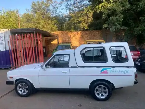 Nissan 1400 Champ