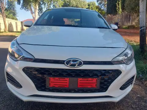 Hyundai i20 1.4 (74 kW) Active