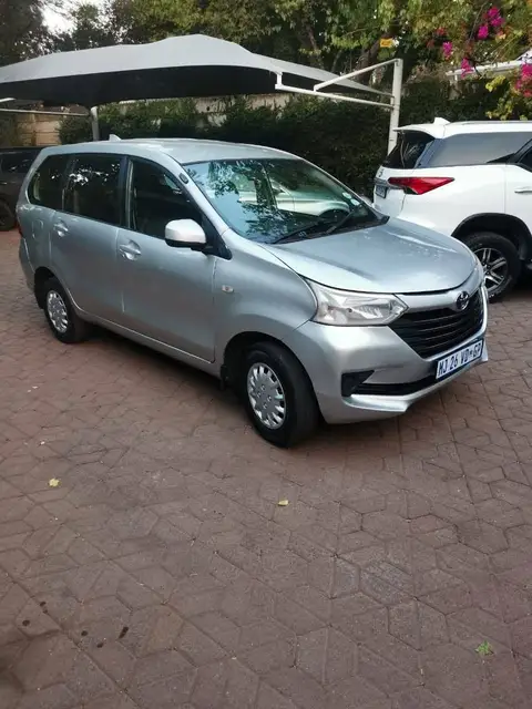 Toyota Avanza 1.5 SX