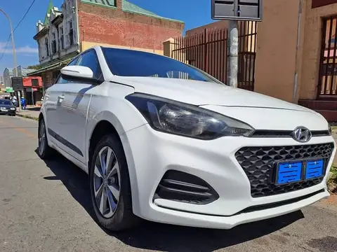 Hyundai i20 1.4 (74 kW) Fluid