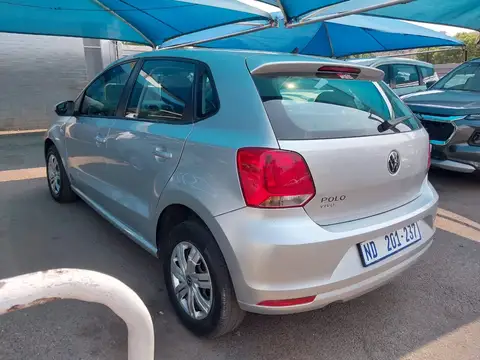 Volkswagen Polo Vivo 1.4 hatch back
