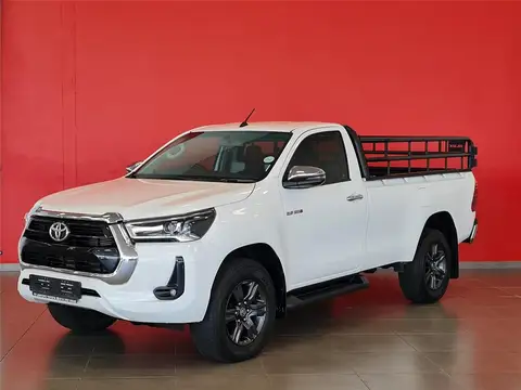 Toyota Hilux 2.8 GD-6 RB Raider Single Cab 