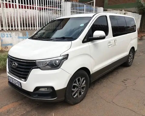 Hyundai H-1 VAN 2.5 CRDi Elite Auto 12 Seater 