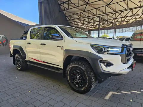 Toyota Hilux 2.4GD-6 Double Cab GR