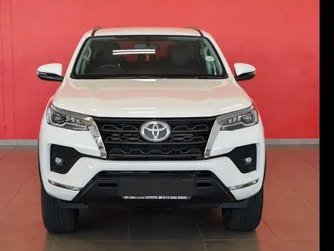 Toyota Fortuner V 2.8 GD-6 Raised Body Auto 