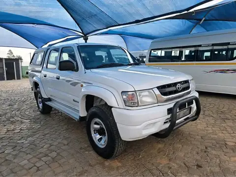 Toyota Hilux 2.7  Bullnose Double cab 4