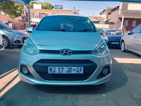 Hyundai i10 1.2 grand