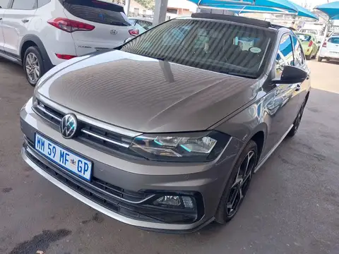 Volkswagen Polo 1.0 R-line