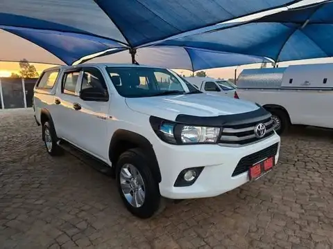Toyota Hilux 2.4GD-6 Double Cab SRX