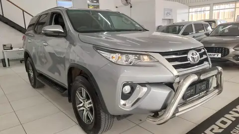 Toyota Fortuner IV 2.4 GD-6 Raised Body 