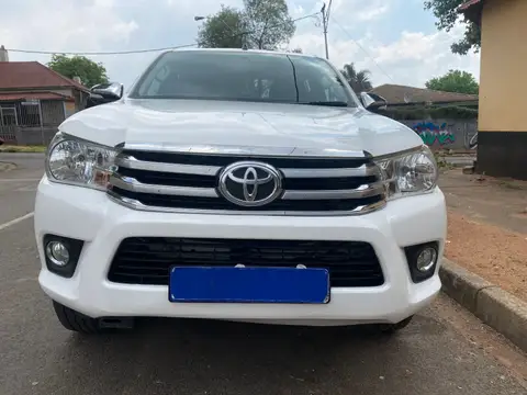 Toyota Hilux GD-6