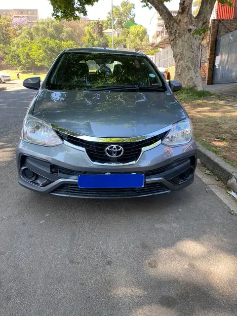 Toyota Etios Sprint