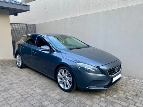 Volvo V40  T5 Geartronic 5Dr Sporthatch