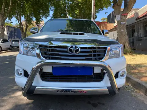 Toyota Hilux Double Cab Dakar Legend 45