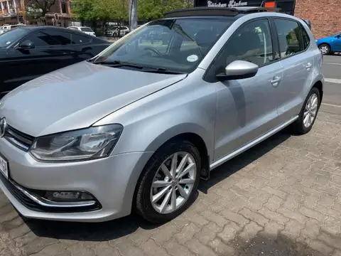 Volkswagen Polo Hatch 1.2TSI Highline