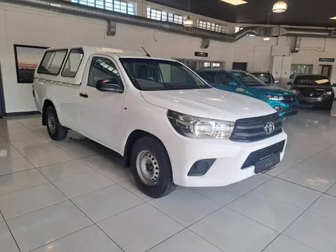 Toyota Hilux 2.4 GD Aircon S/C