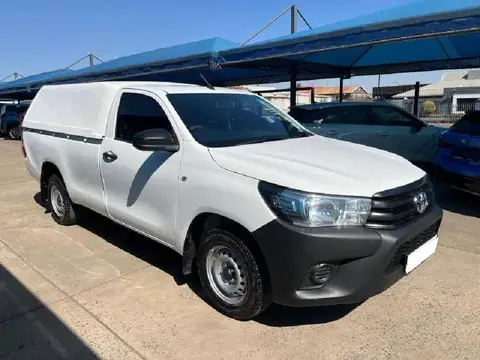 Toyota Hilux 2.4GD S (Aircon)