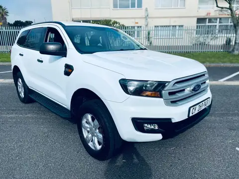 Ford Everest 2.2 TDCI XLS A/T