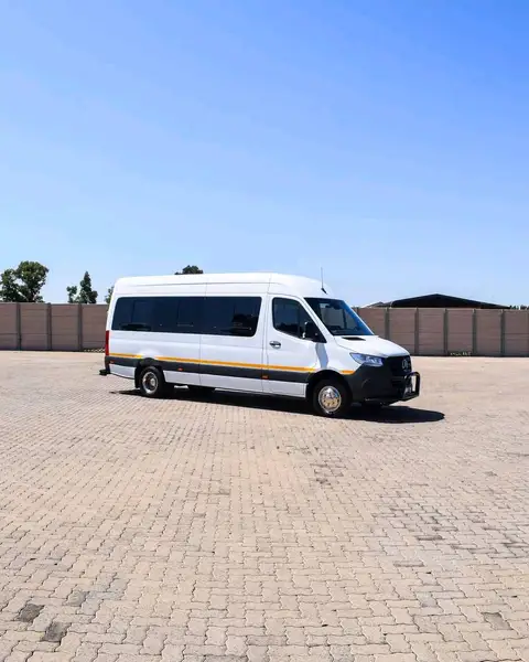 Mercedes Benz Sprinter 517 CDi AUTO 23-SEATER