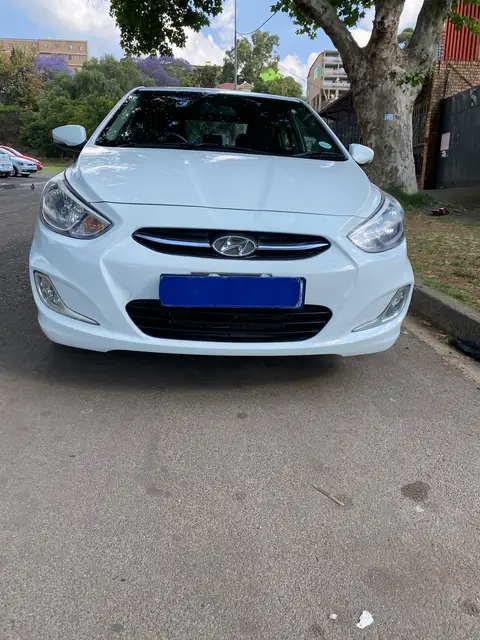 Hyundai Accent Fluid