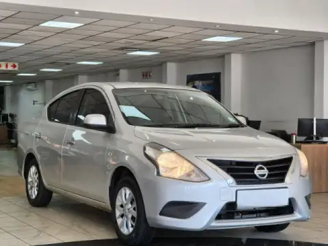 Nissan Almera 1.5 ACENTA