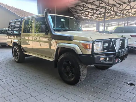 Toyota Land Cruiser 76 4.0 V6