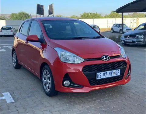 Hyundai Grand i10 1.0 Motion/Premium