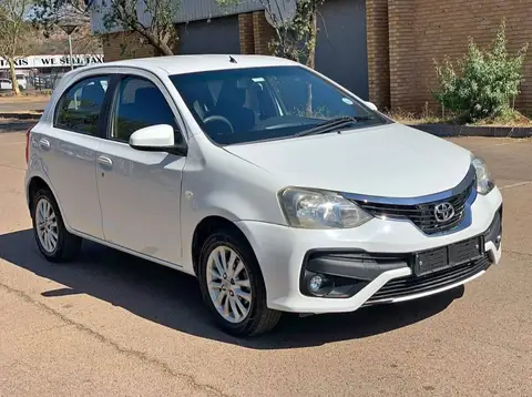 Toyota Etios XS Sprint