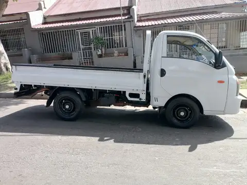 Hyundai H100