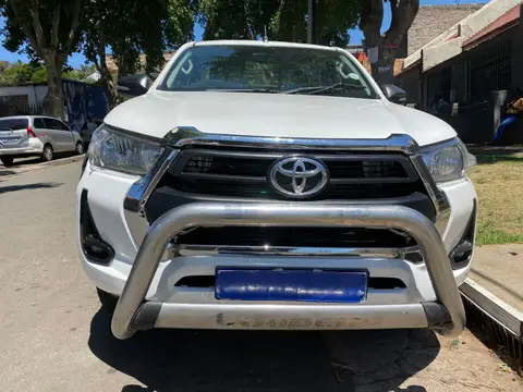 Toyota Hilux Single Cab GD-6 4x4 Raider 2.4 GD6 