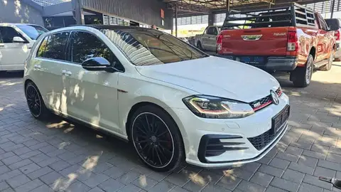 Volkswagen Golf 7.5 GTi 2.0 DSG